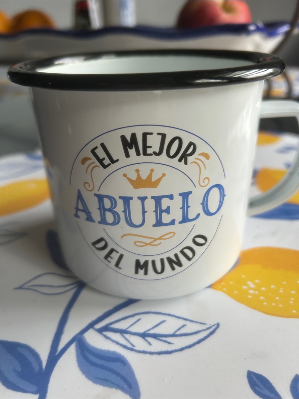 El Mejor Abuelo Del Mundo White Enamel Mug with Blue & Gold Design